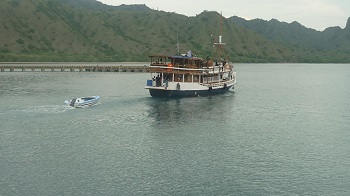 Trip to Komodo with standard boat use AC cabin